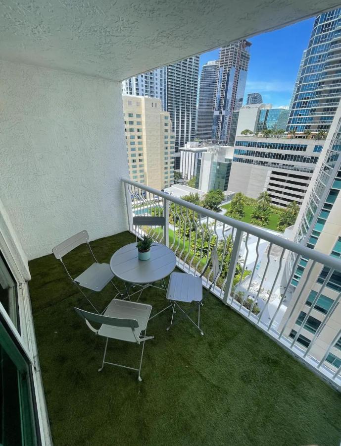 Studios In Brickell With Pool, Gym, Free Parking And Game Room Miami Esterno foto